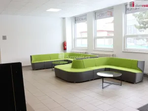 Pronájem kanceláře, Olomouc - Chválkovice, Libušina, 488 m2