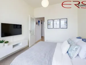 Prodej bytu 3+1, Praha - Hlubočepy, Lamačova, 62 m2