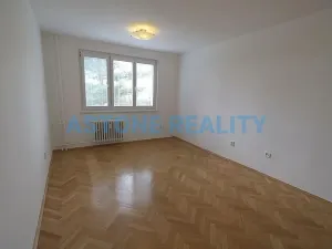 Pronájem bytu 2+1, Praha - Záběhlice, Jahodová, 52 m2