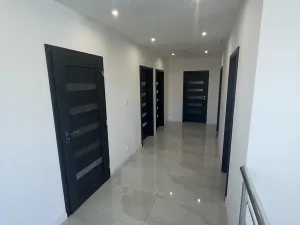 Prodej rodinného domu, Jeneč, Malé náměstí, 192 m2