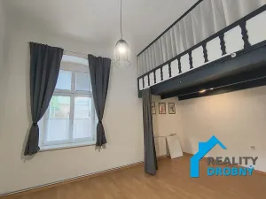 Prodej bytu 2+kk, Děčín, Sládkova, 52 m2