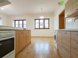 Pronájem bytu 2+kk, Hodonín, Národní třída, 51 m2