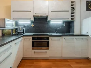 Prodej bytu 2+kk, Unhošť, Na Čeperce, 46 m2