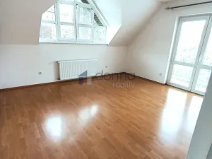 Pronájem rodinného domu, Praha, K vinicím, 251 m2