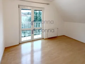 Pronájem rodinného domu, Praha, K vinicím, 251 m2