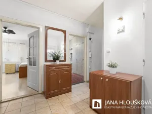 Prodej bytu 3+1, Praha - Chodov, Augustinova, 75 m2