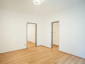 Pronájem bytu 3+1, Praha - Břevnov, Nad alejí, 69 m2