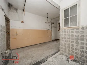 Prodej bytu 2+kk, Praha, Čáslavská, 65 m2