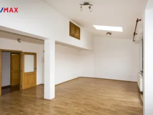 Pronájem bytu 4+kk, Bystřany - Světice, nám. J. Koziny, 95 m2