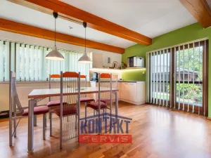 Pronájem rodinného domu, Dubné, 261 m2