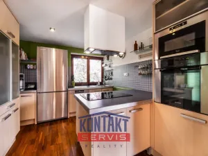 Pronájem rodinného domu, Dubné, 261 m2