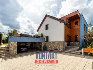 Pronájem rodinného domu, Dubné, 261 m2