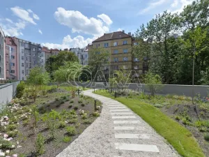 Pronájem bytu 2+kk, Praha - Vysočany, Sokolovská, 54 m2