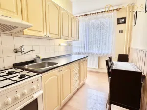 Pronájem bytu 2+1, Klášterec nad Ohří, Školní, 54 m2