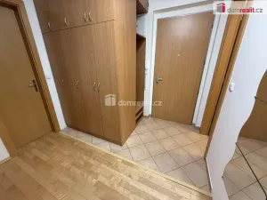Pronájem bytu 2+kk, Praha - Podolí, Brabcova, 58 m2