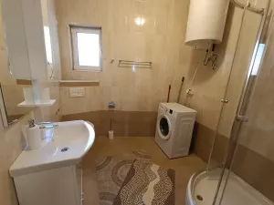 Prodej apartmánu, Šušanj, Černá Hora, 811 m2