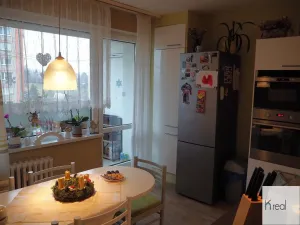 Prodej bytu 4+1, Karlovy Vary - Rybáře, U Koupaliště, 94 m2