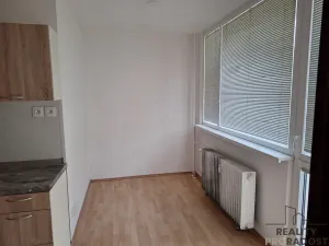 Pronájem bytu 2+1, Děčín - Děčín XXVII-Březiny, 50 m2