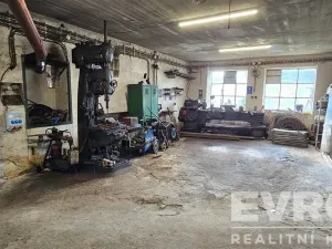 Pronájem komerční nemovitosti, Uhlířské Janovice, Tyršova, 190 m2