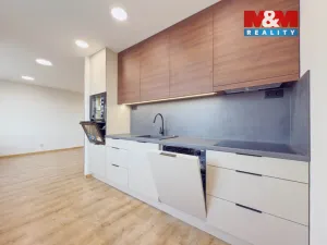 Prodej bytu 3+1, Ostrava - Poruba, Aleše Hrdličky, 62 m2