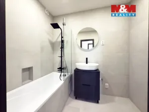 Prodej bytu 3+1, Ostrava - Poruba, Aleše Hrdličky, 62 m2