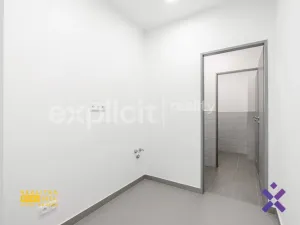 Pronájem obchodního prostoru, Brno, 444 m2