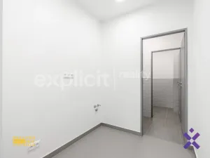 Pronájem obchodního prostoru, Brno, 444 m2