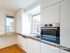 Pronájem bytu 3+kk, Úvaly, Jugoslávská, 89 m2