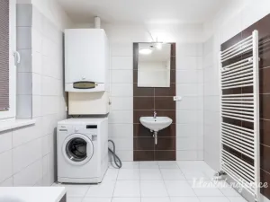 Pronájem bytu 2+kk, Praha - Vršovice, Bajkalská, 53 m2