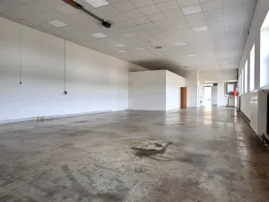 Pronájem výrobních prostor, Blansko, 385 m2