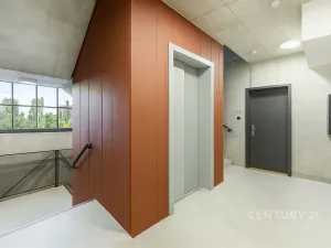 Pronájem bytu 1+kk, Praha, Kolbenova, 33 m2