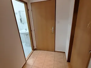 Pronájem bytu 1+kk, Praha - Michle, Jihlavská, 26 m2