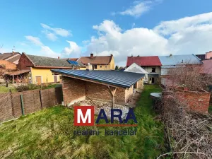Prodej rodinného domu, Charváty, 172 m2