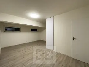 Pronájem bytu 2+kk, Praha - Hostavice, Jakubovská, 39 m2