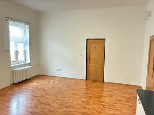 Pronájem bytu 2+kk, Karlovy Vary, T. G. Masaryka, 81 m2