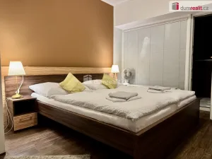 Pronájem restaurace, Topolná, 908 m2