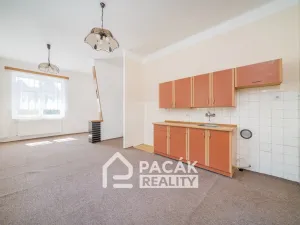 Prodej rodinného domu, Tršice, 700 m2