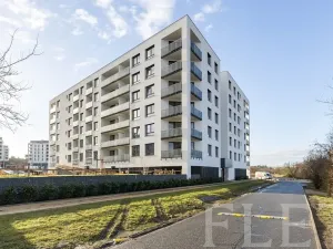 Pronájem bytu 1+kk, Praha - Hlubočepy, Baarové, 31 m2
