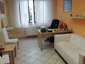 Pronájem kanceláře, Uherské Hradiště, Mariánské náměstí, 16 m2