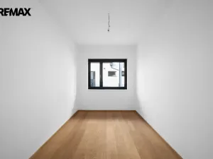 Prodej bytu 2+kk, Hradec Králové - Pražské Předměstí, Gočárova třída, 203 m2