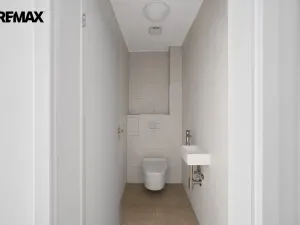 Prodej bytu 2+kk, Hradec Králové - Pražské Předměstí, Gočárova třída, 203 m2