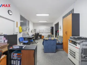 Pronájem skladu, Skuteč, Smetanova, 254 m2