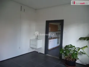 Pronájem obchodního prostoru, Ostrava, Ruská, 98 m2