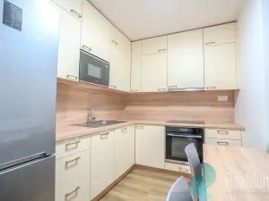 Prodej bytu 2+1, Praha, U Mrázovky, 49 m2