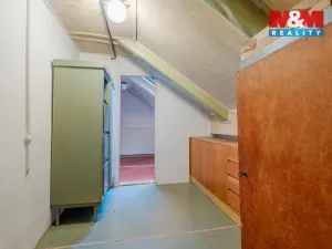 Prodej rodinného domu, Jenišovice, 140 m2