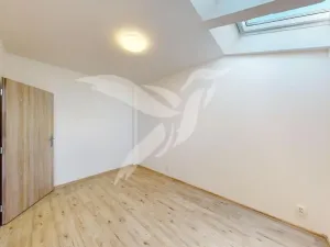 Pronájem bytu 2+kk, Starý Plzenec, Masarykovo náměstí, 32 m2