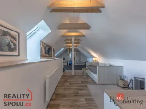 Prodej rodinného domu, Zlonín, U Rybníka, 291 m2