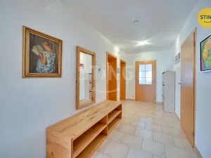 Prodej komerční nemovitosti, Zlín, Kvítková, 609 m2