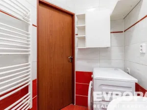 Pronájem bytu 2+1, Pardubice, Jungmannova, 59 m2