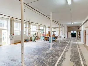 Pronájem skladu, Luby, 1700 m2